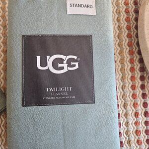 UGG Twilight Flannel standard sz pillowcases NEW